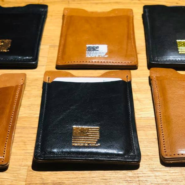 Vertical Cardholder With Money Clip