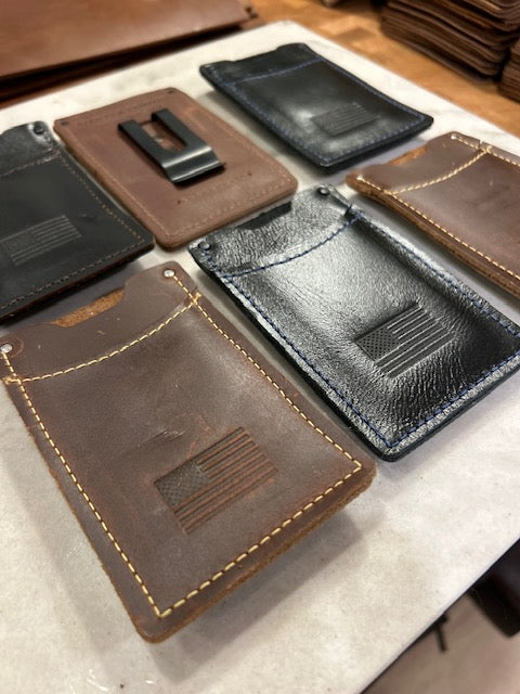 Vertical Cardholder With Money Clip